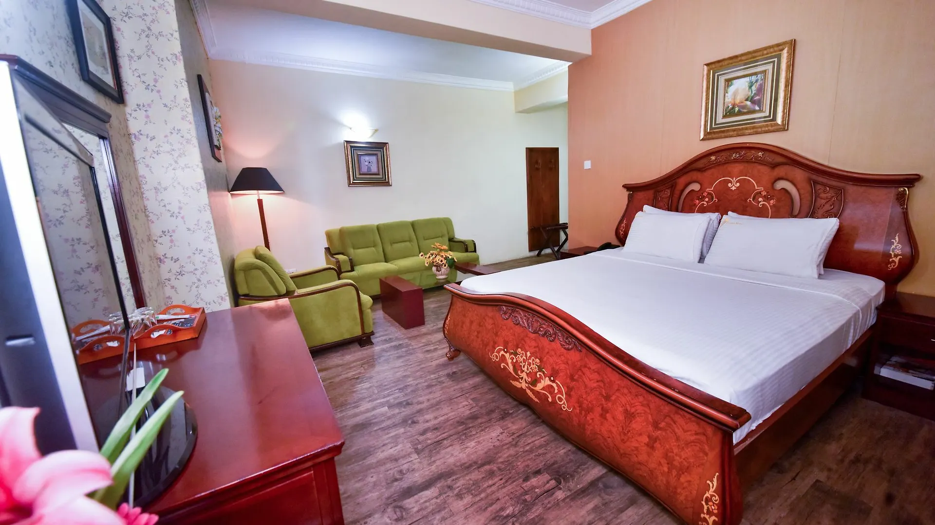 **  Juliana Hotel Colombo Sri Lanka